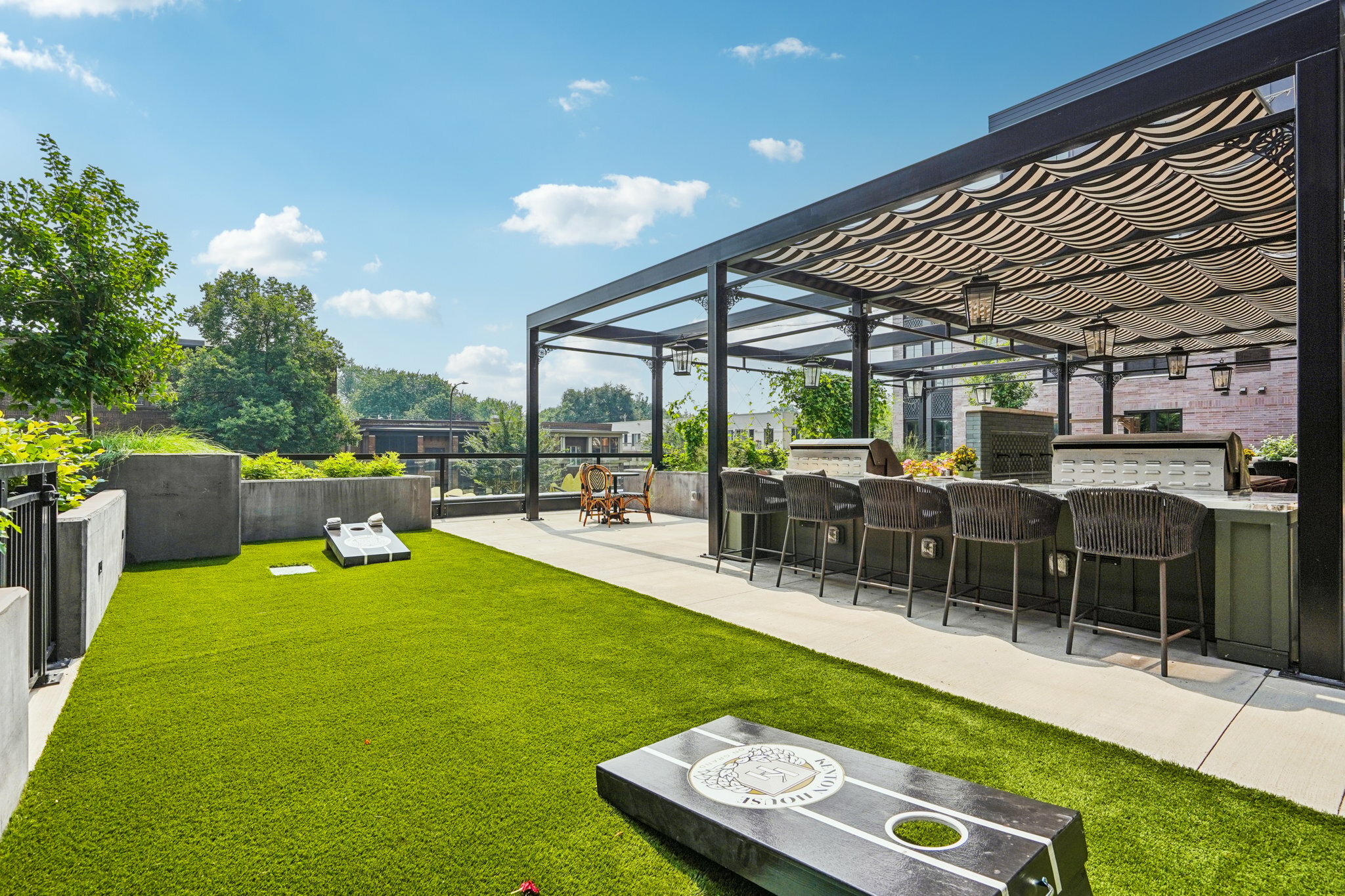 34 web or mls Grand Ave 0208 912