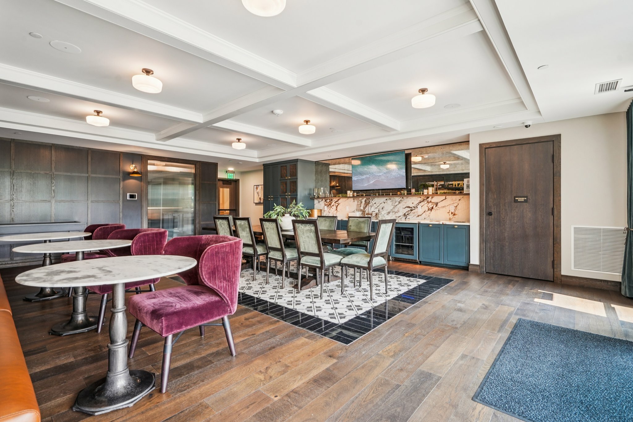 29 web or mls Grand Ave 0208 907